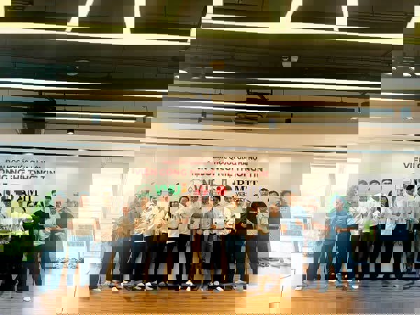 Kết nối và chia sẻ nghiên cứu công nghệ AI giữa Trường Đại học Thủ Dầu Một và Viện Công nghệ Thông tin – ĐHQG Hà Nội