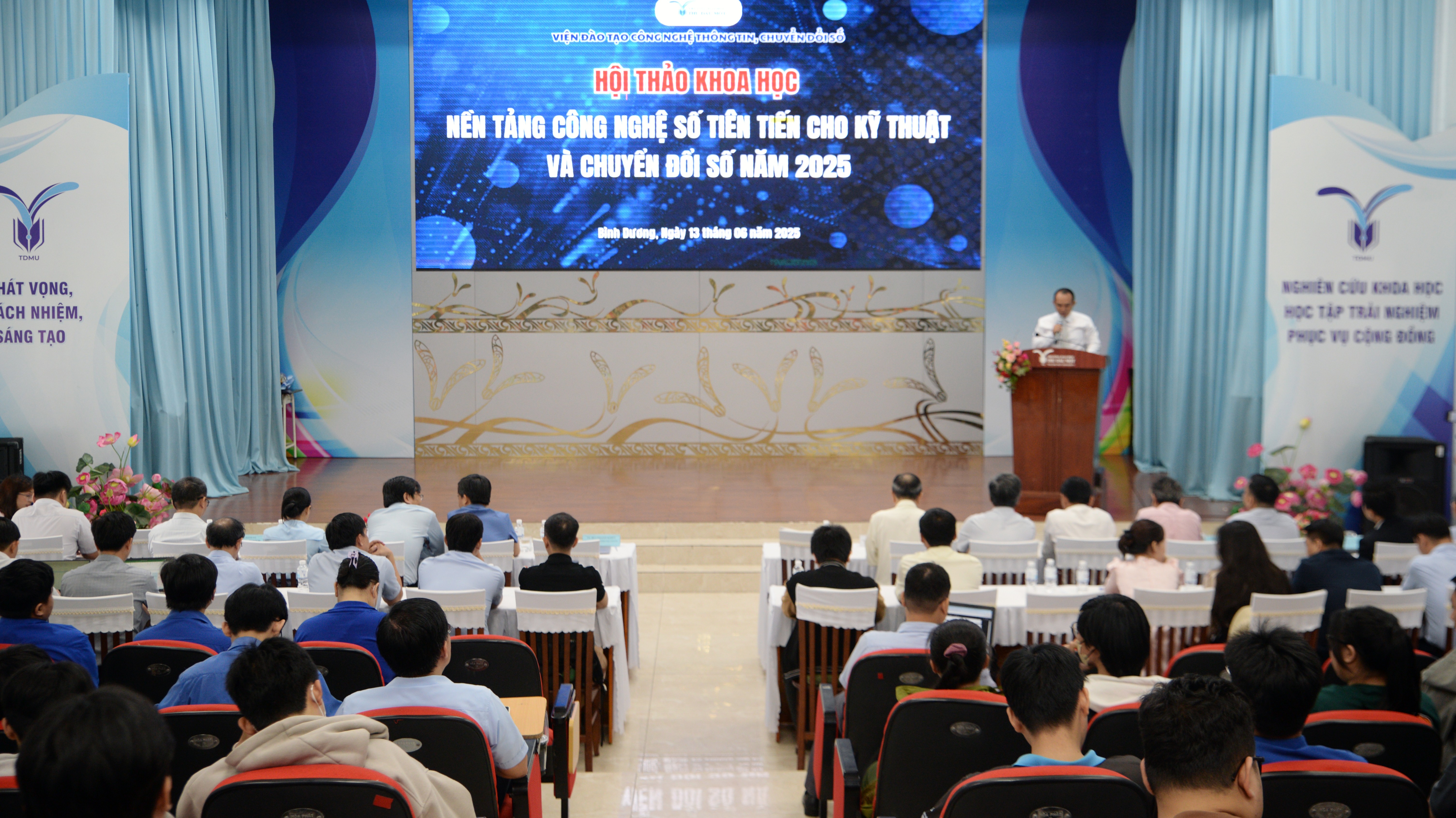 Nền tảng công nghệ số tiên tiến cho kỹ thuật và chuyển đổi số